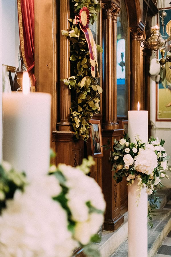romantic-wedding-pilio-white-green-hues_11x
