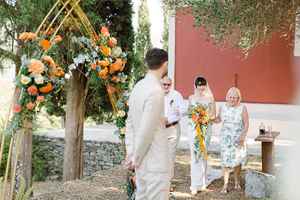rustic-fall-wedding-kefalonia-dahlia-orange_12