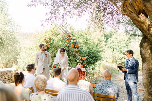rustic-fall-wedding-kefalonia-dahlia-orange_14