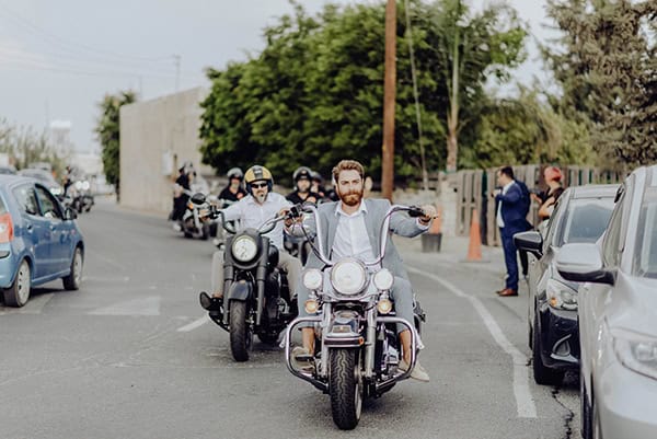 rustic-fall-wedding-limassol-vivid-hues_07