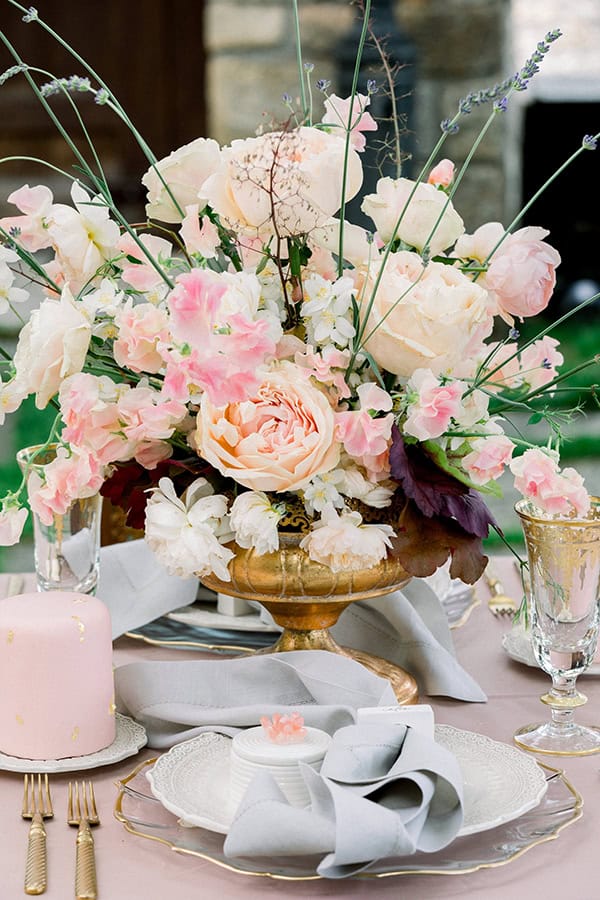vintage-styled-shoot-romantic-peonies-pastel-hues_32