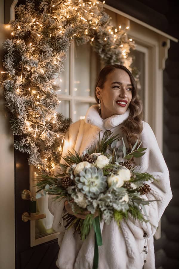 winter-style-shoot-arachova-christmas-mood_02w