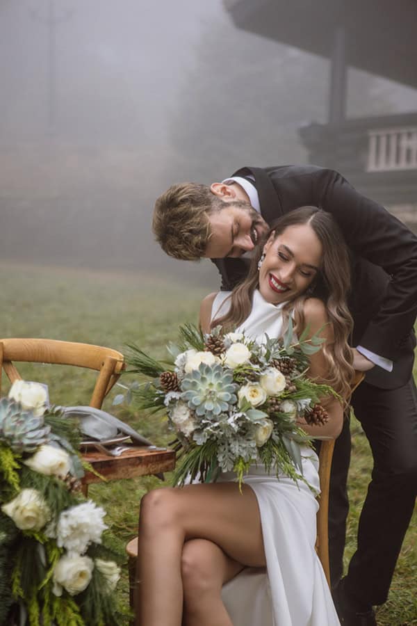 winter-style-shoot-arachova-christmas-mood_26x