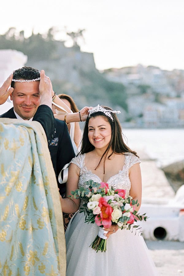 beautiful-spring-wedding-parga-fuchsia-details_07x