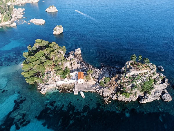 beautiful-spring-wedding-parga-fuchsia-details_10