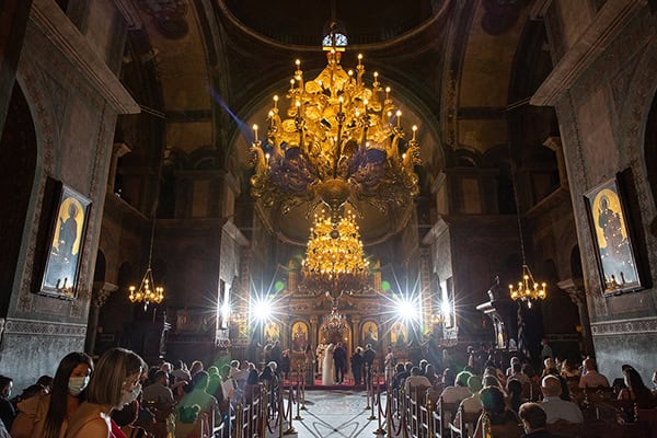 beautiful-summer-wedding-thessaloniki-white-blooms_10