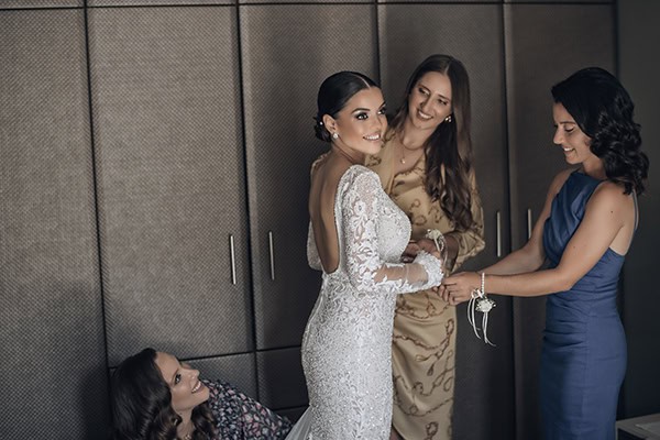 luxurious-wedding-larissa--roses-peonies_04x