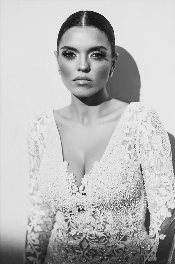 luxurious-wedding-larissa--roses-peonies_06x