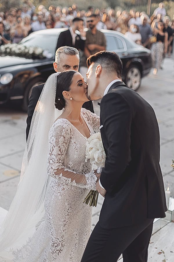 luxurious-wedding-larissa--roses-peonies_19