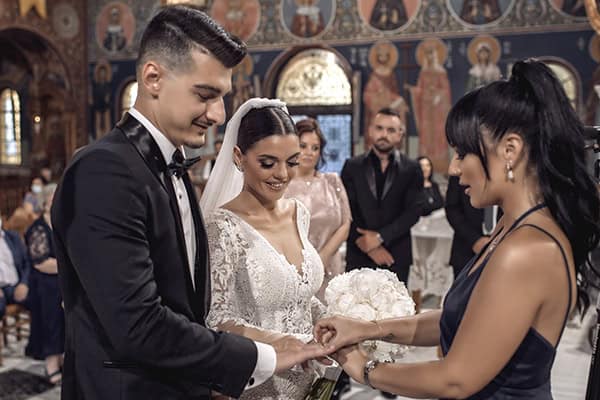 luxurious-wedding-larissa--roses-peonies_24