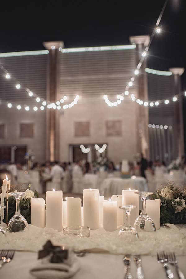 luxurious-wedding-larissa--roses-peonies_37x