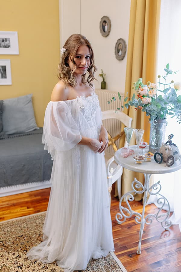 minimal-romantic-wedding-kozani-pastel-hues_11