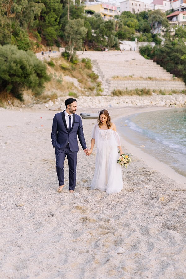 minimal-romantic-wedding-kozani-pastel-hues_33x