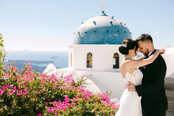 romantic-fall-wedding-santorini--pastel-hues_01