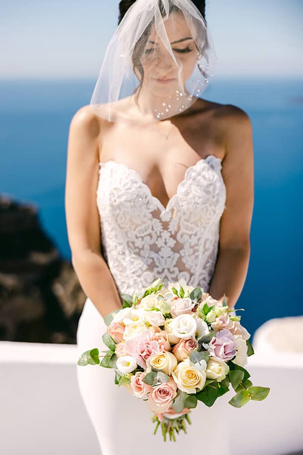 romantic-fall-wedding-santorini--pastel-hues_03