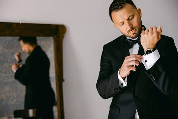 romantic-fall-wedding-santorini--pastel-hues_10