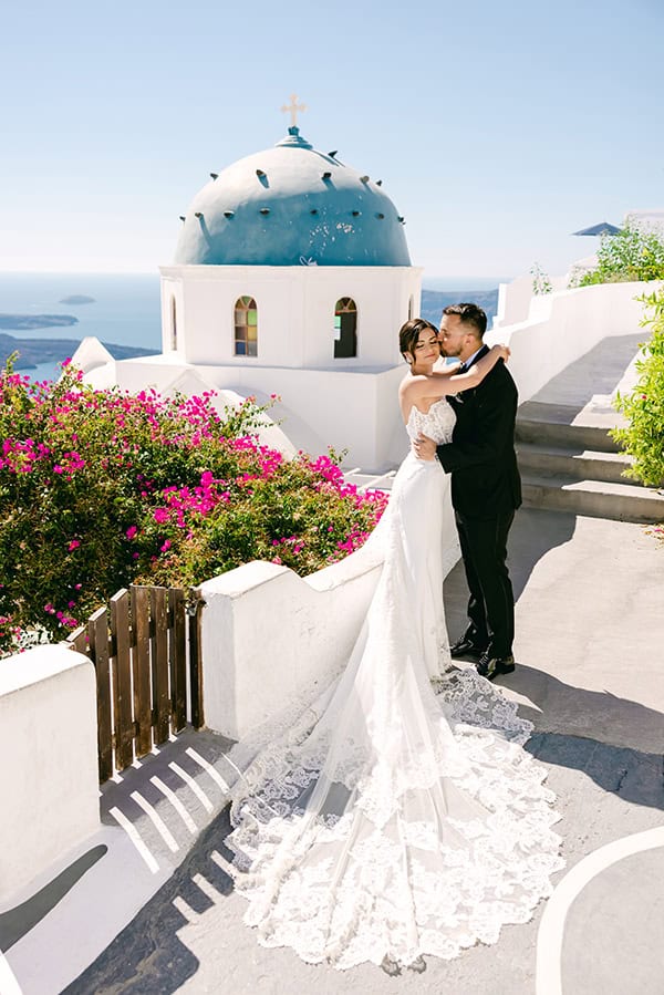romantic-fall-wedding-santorini--pastel-hues_30