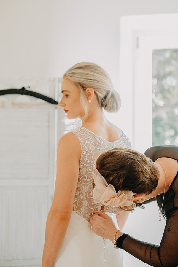 rustic-fall-wedding-corfu-sunflowers_10