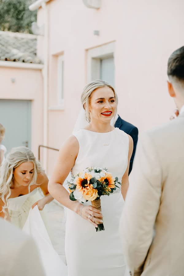 rustic-fall-wedding-corfu-sunflowers_18