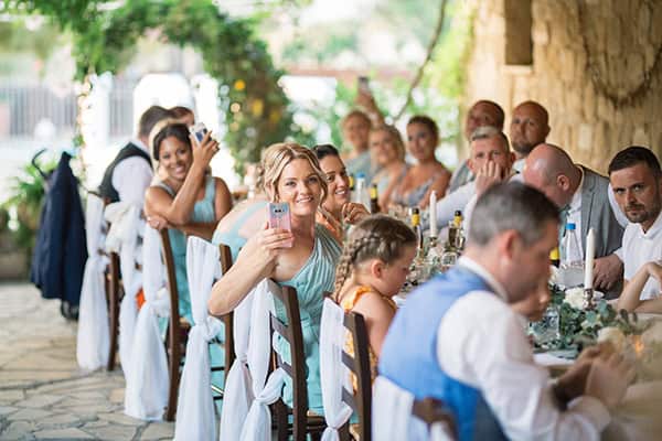 rustic-wedding-vasilias-nikoklis-inn-white-flowers_38