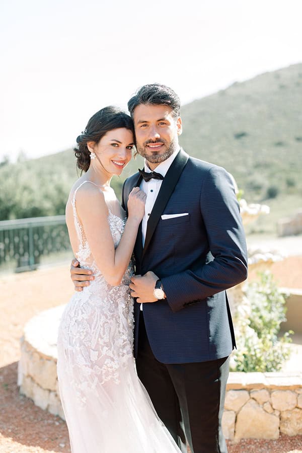 spring-styled-shoot-impressive-arrangments-flower-mansion-hatzi_02