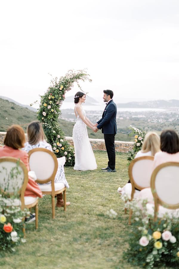 spring-styled-shoot-impressive-arrangments-flower-mansion-hatzi_12x