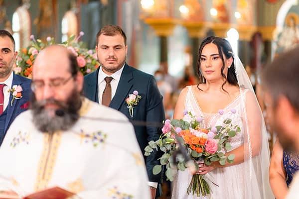 summer-wedding-nicosia-colorful-flower-arrangements_05