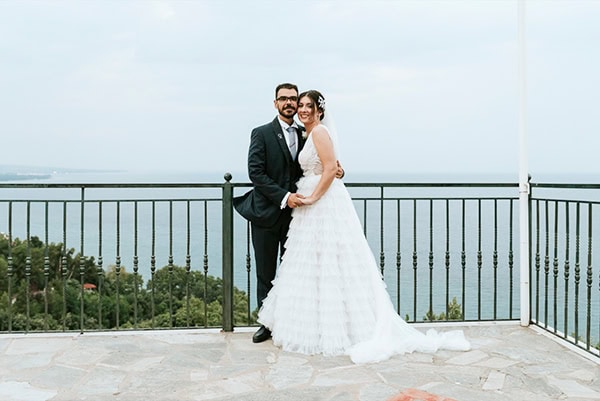 summer-wedding-white-hydrangeas-elegant-touches_02