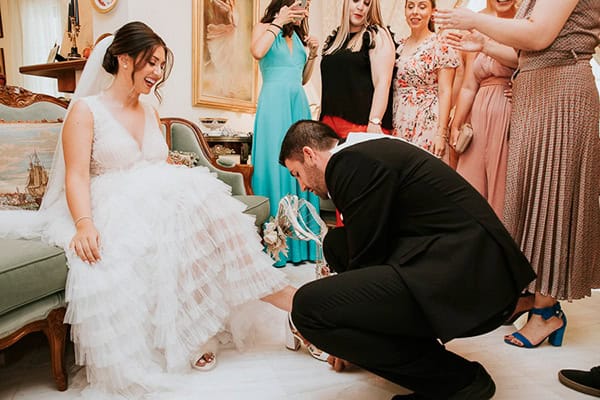 summer-wedding-white-hydrangeas-elegant-touches_21