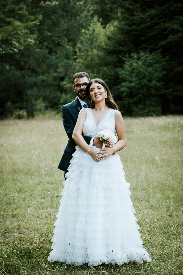 summer-wedding-white-hydrangeas-elegant-touches_70
