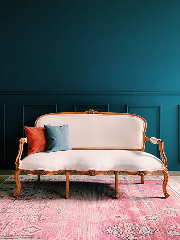 vintage-luxury-furniture-ultra-chic-wedding-party_08