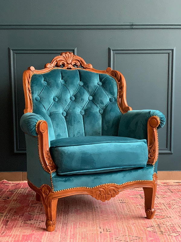 vintage-luxury-furniture-ultra-chic-wedding-party_14