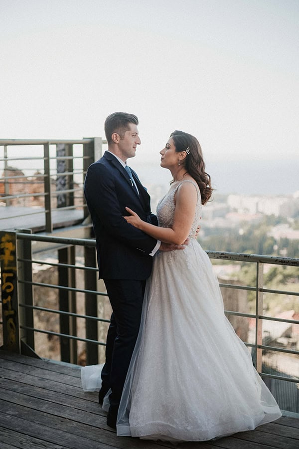 beautiful-fall-wedding-royal-blue-white-hues_01