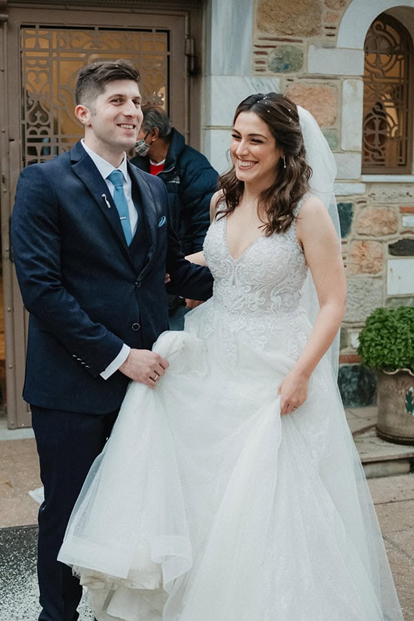 beautiful-fall-wedding-royal-blue-white-hues_12