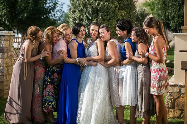 beautiful-military-wedding-hydrangeas-roses_02