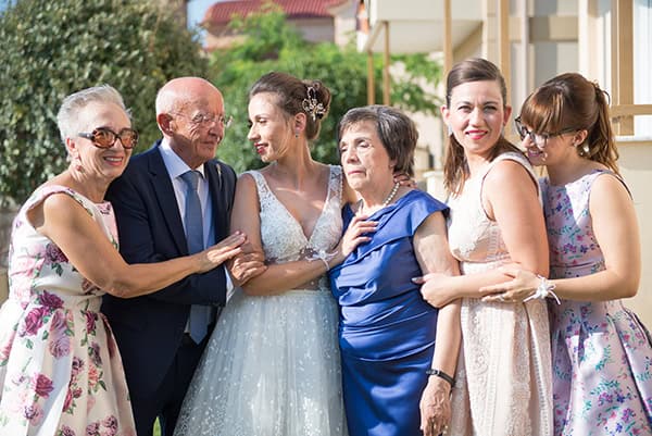 beautiful-military-wedding-hydrangeas-roses_14