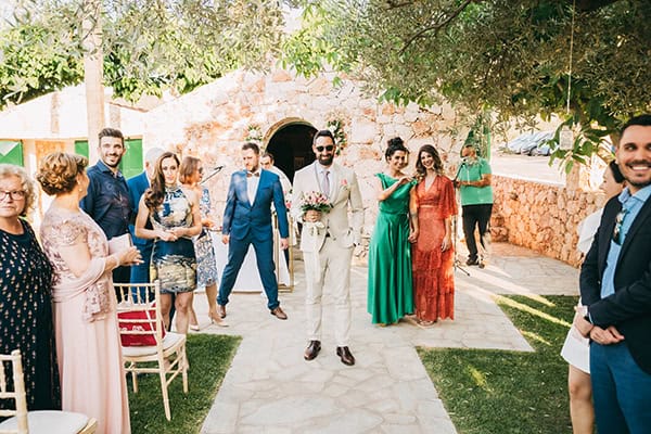 beautiful-wedding-athens-roses_13