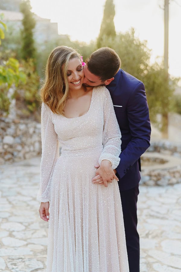 beautiful-wedding-mani-mediterranean-vibes-fuchsia-hues_16