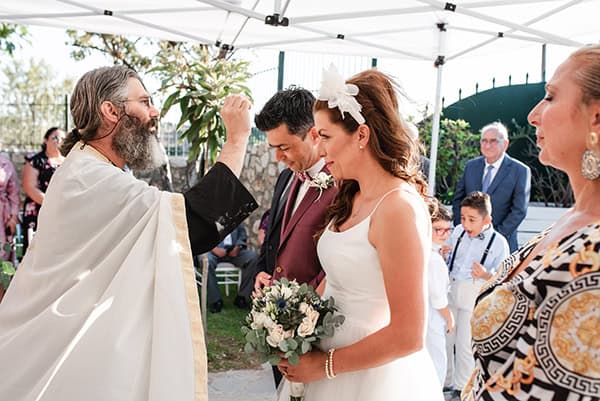 chic-wedding-athens-white-blooms-blue-touches_15