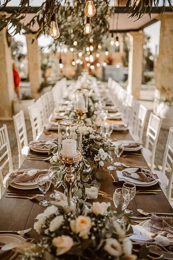 destinantion-wedding-crete-eucalyptus-white-blooms_15z