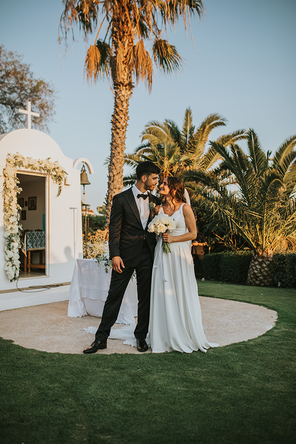 elegant-summer-wedding-athens-gold-details_19