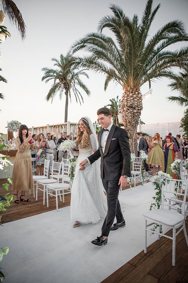 glamorous-wedding-sea-view-luxurious-details_13