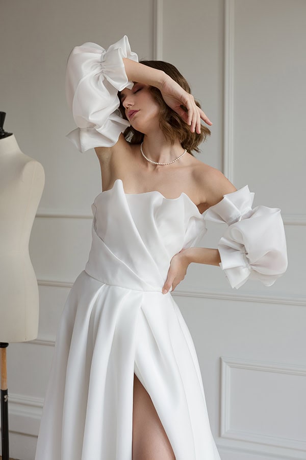 impressive-wedding-gowns-luccia-b-bridal-look_04x