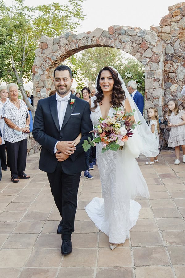 pretty-wedding-ktima-laas-romantic-style_13