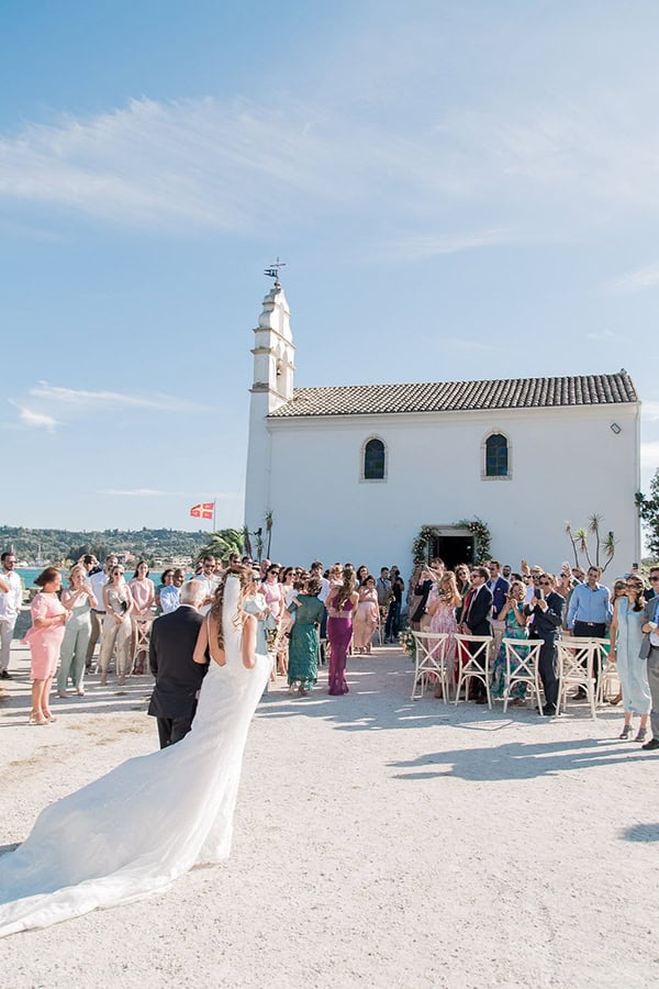 romantic-corfu-wedding-stunning-florals-orange-blue-hues_20