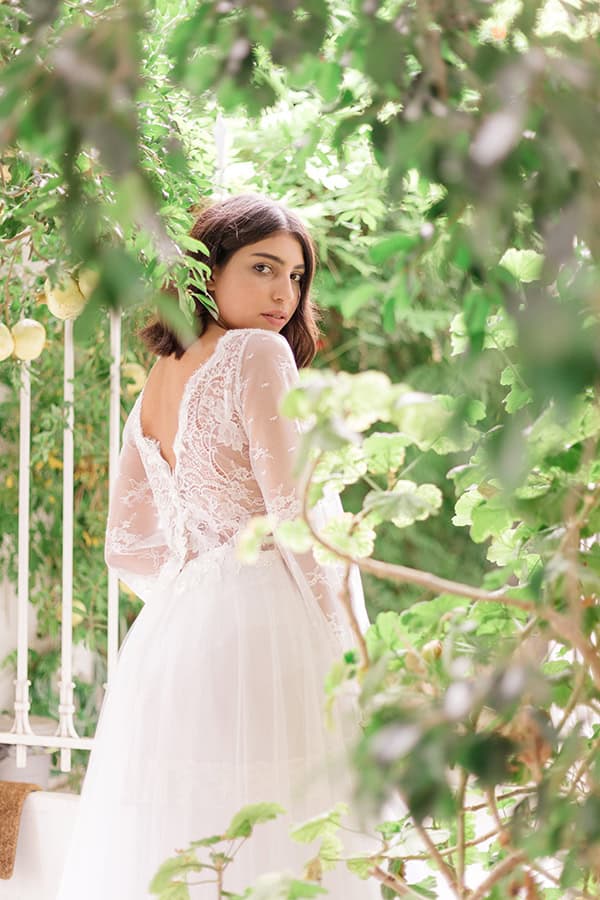 romantic-wedding-dresses-signuture-nymphi-design_03x