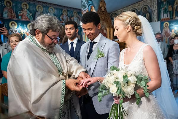 romantic-wedding-hatzi-mansion-white-flowers_20