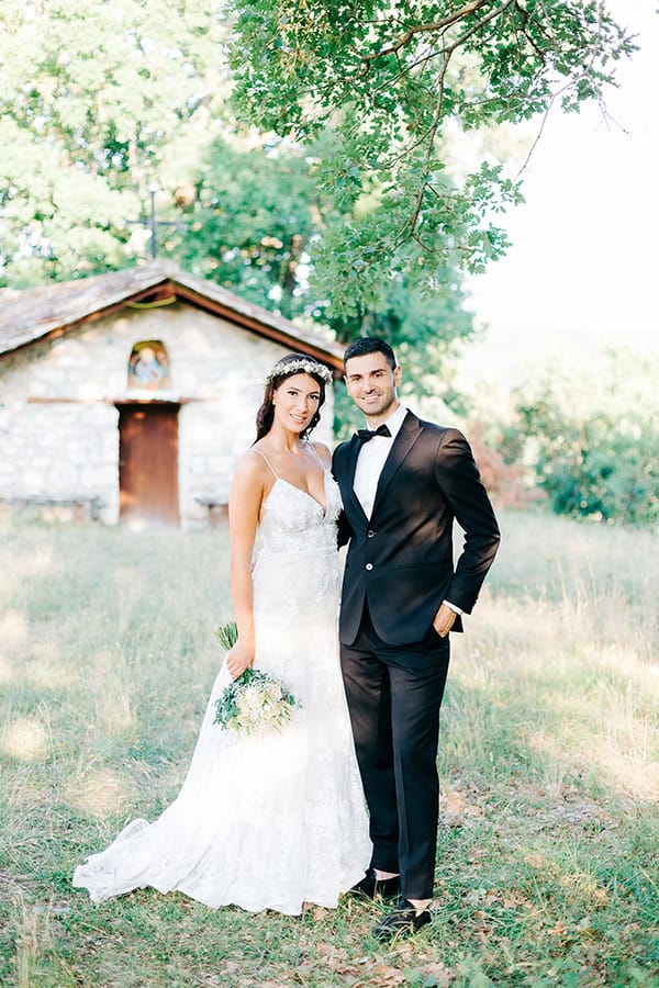 summer-wedding-veroia-most-romantic-details_04x