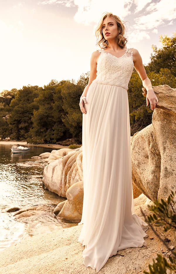 the-utterly-bridal-look-flowy-wedding-dresses_11