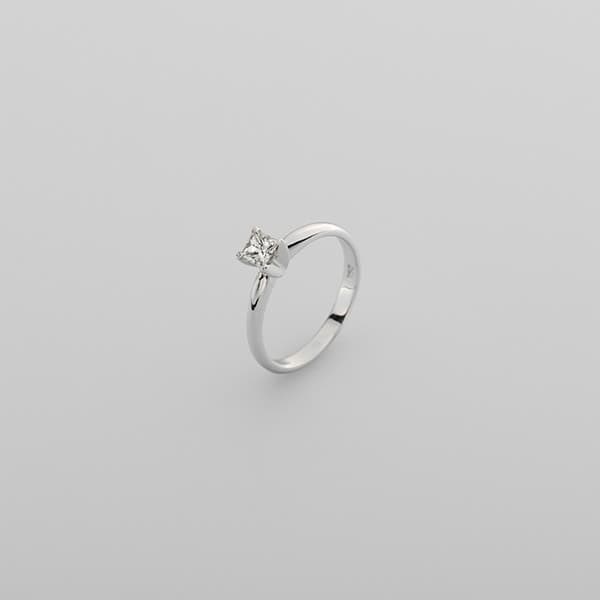 unique-elegant-engagement-rings_07